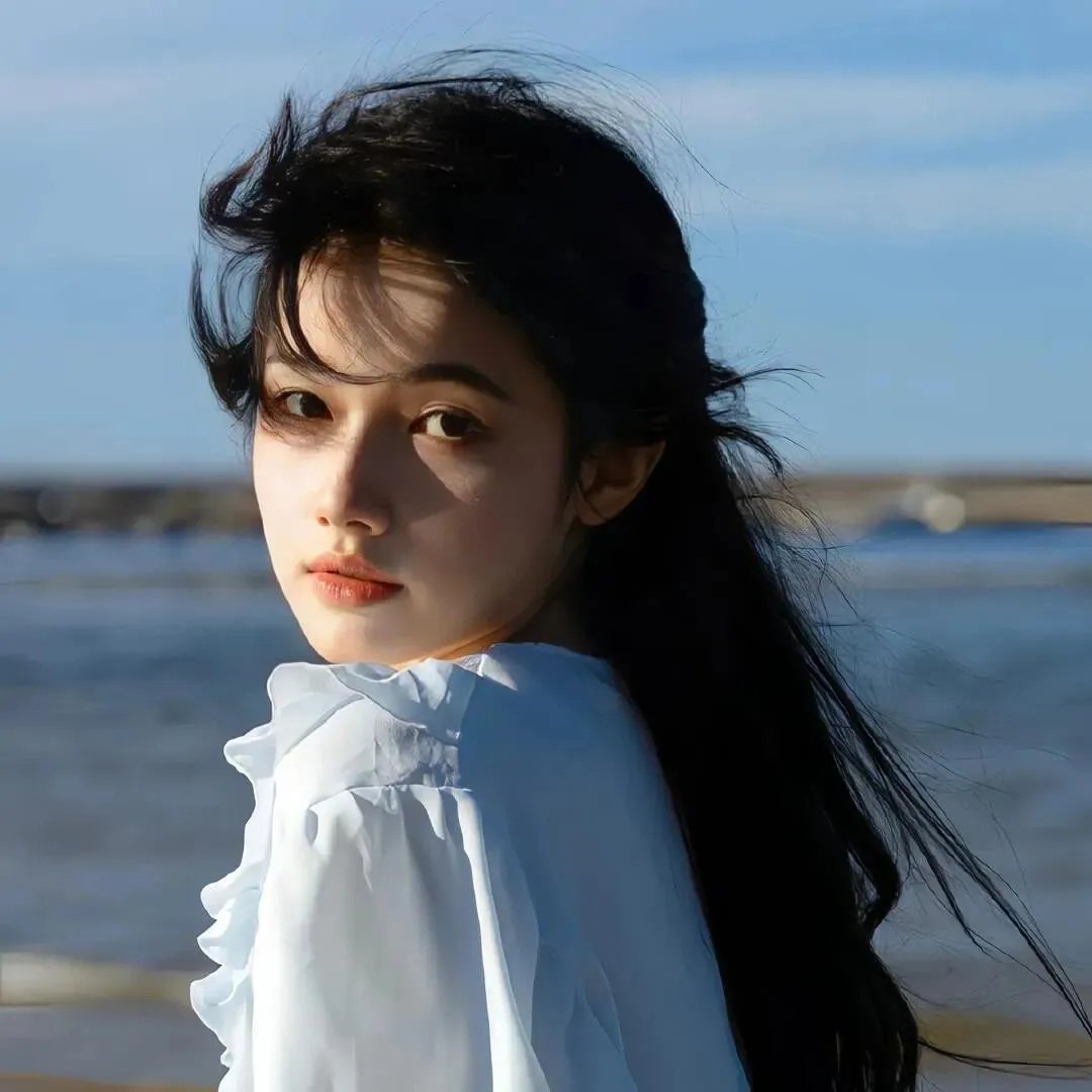 独自夜归的女孩